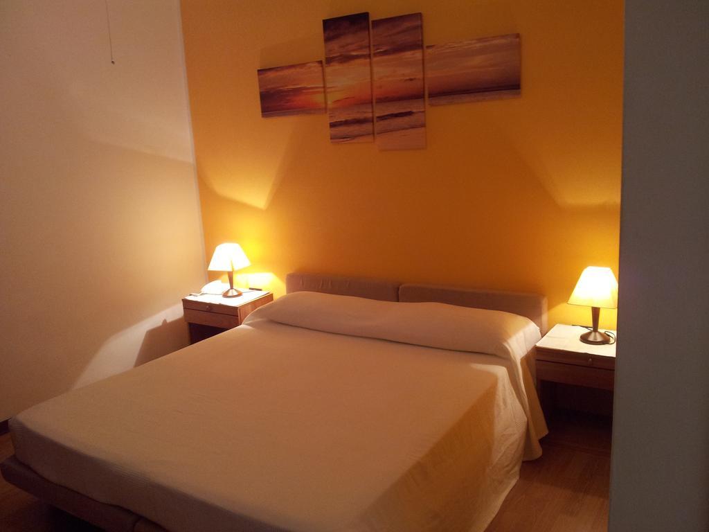 Hotel Moreri Γκράντο Δωμάτιο φωτογραφία