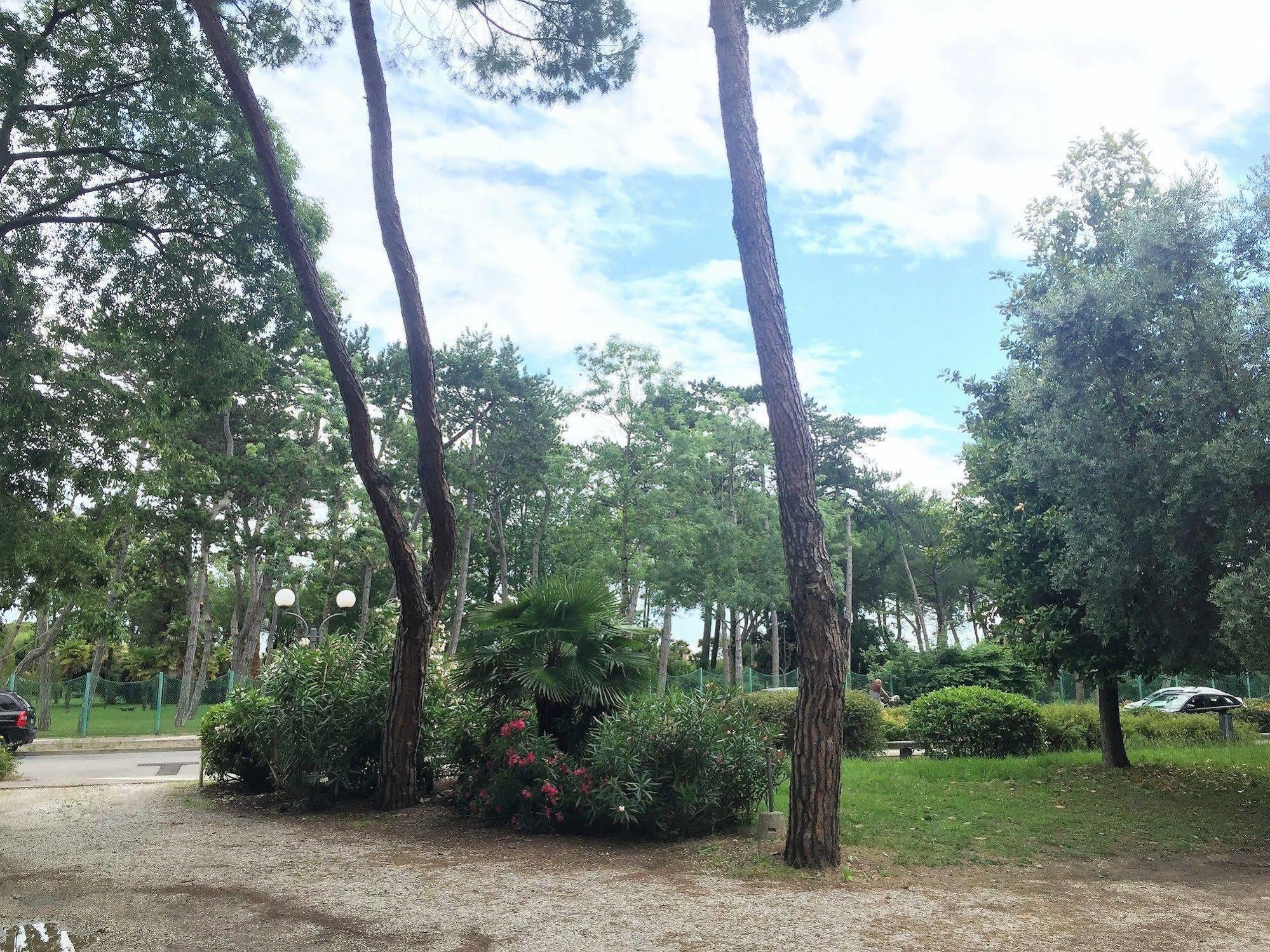 Hotel Moreri Γκράντο Εξωτερικό φωτογραφία